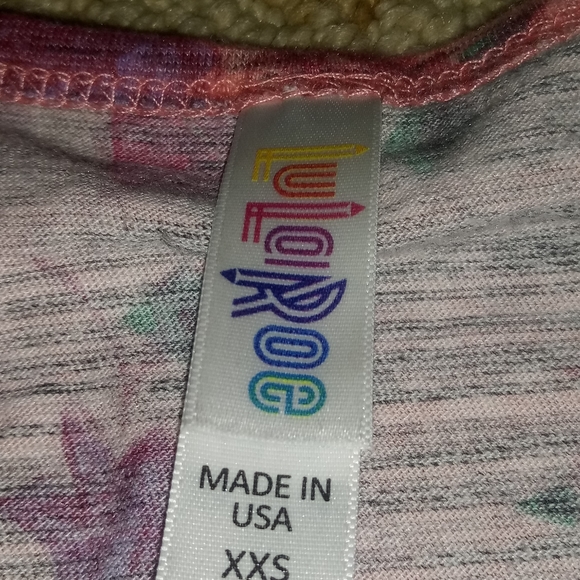 Lularoe - Picture 2 of 4